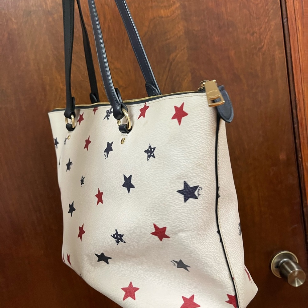 Coach Cream Leather Tote with Red and Navy Star Print - Picture 7 of 11